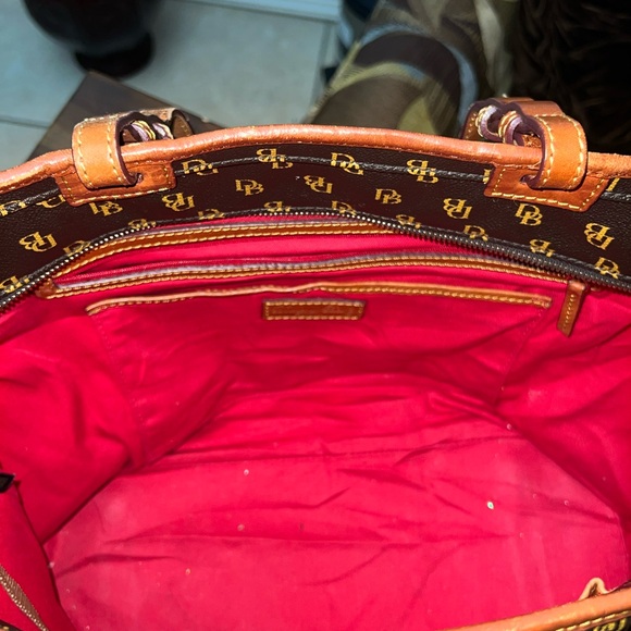 Dooney & Bourke Signature Brown Logo Leather Strap Shoulder Purse Tote - Picture 15 of 16